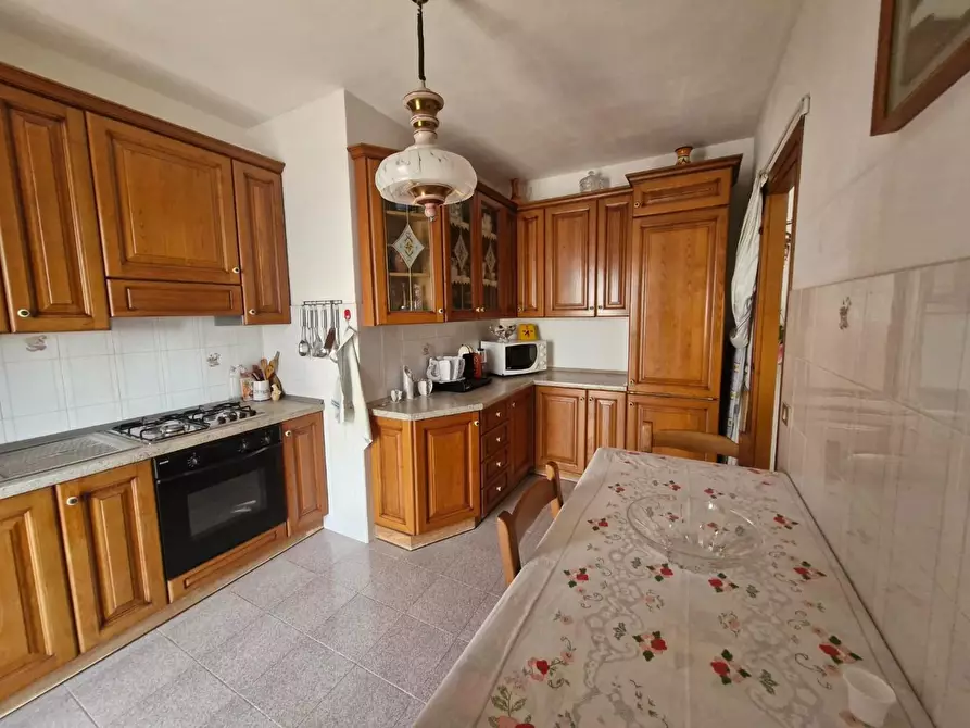 Immagine 3 di Appartamento in vendita  a Campiglia Marittima