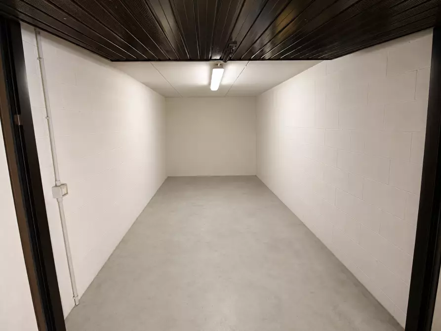 Immagine 25 di Appartamento in vendita  a Cascina