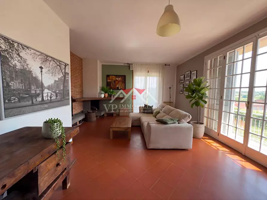 Immagine 1 di Casa bifamiliare in vendita  a Pomarance