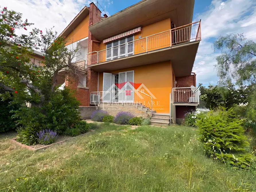 Immagine 7 di Casa bifamiliare in vendita  a Pomarance
