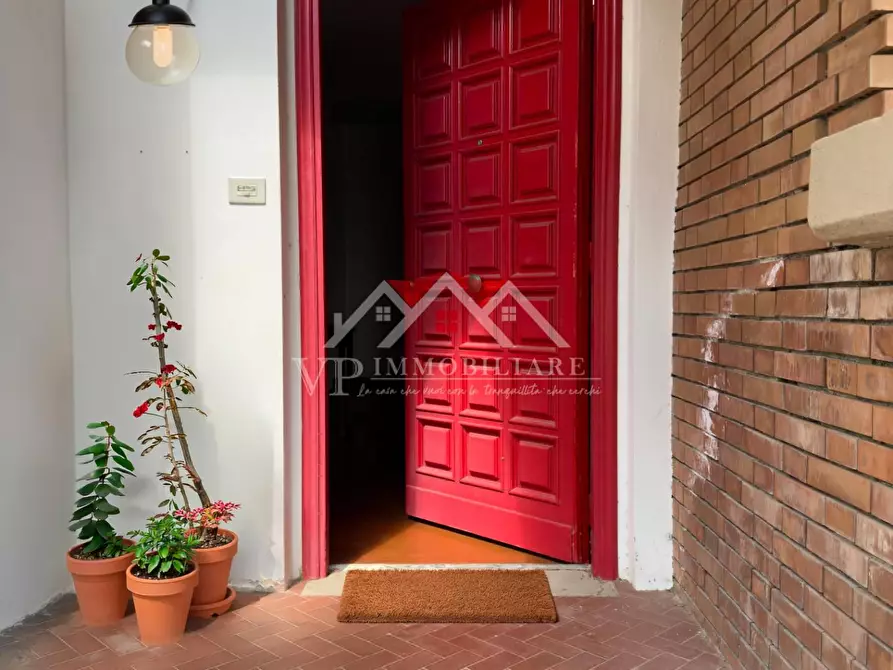 Immagine 8 di Casa bifamiliare in vendita  a Pomarance