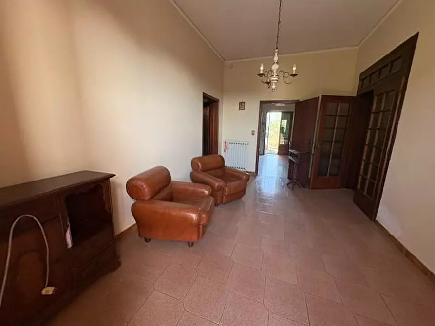 Immagine 10 di Villa in vendita  a Larciano