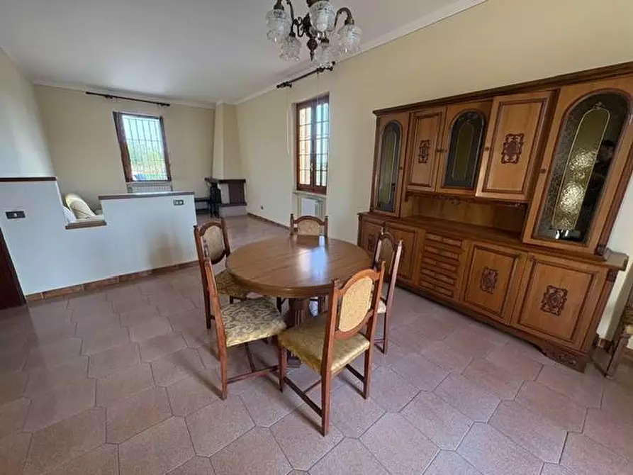Immagine 6 di Villa in vendita  a Larciano