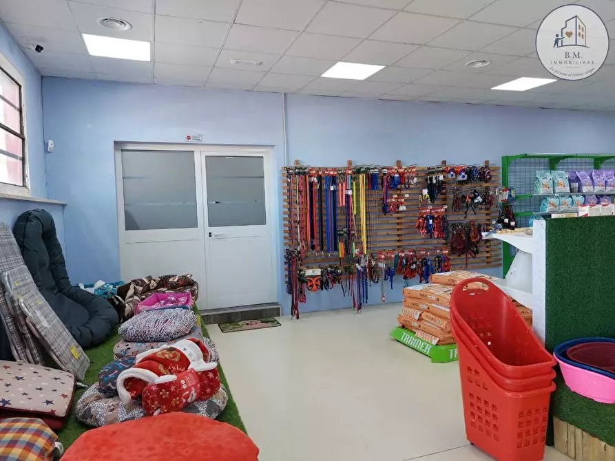 Immagine 10 di Attività commerciale in vendita  a Montelibretti
