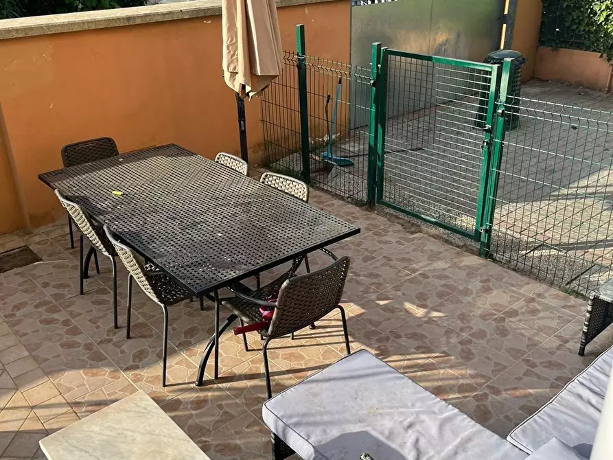 Immagine 12 di Appartamento in vendita  a Viareggio