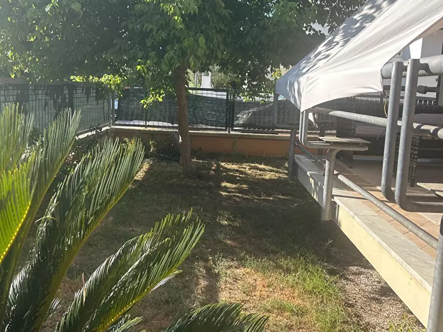 Immagine 9 di Appartamento in vendita  a Viareggio