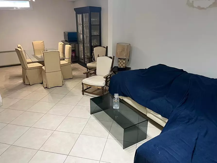 Immagine 15 di Appartamento in vendita  a Viareggio