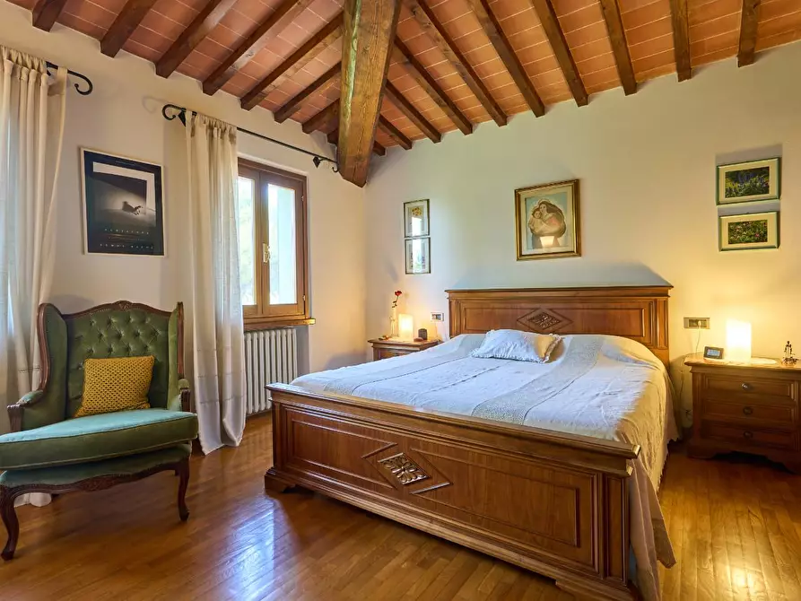 Immagine 29 di Casa colonica in vendita  a Lastra A Signa