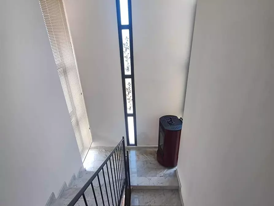 Immagine 7 di Villa in vendita  a Massarosa