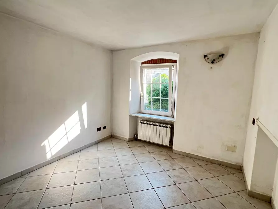 Immagine 34 di Terratetto in vendita  a Massa