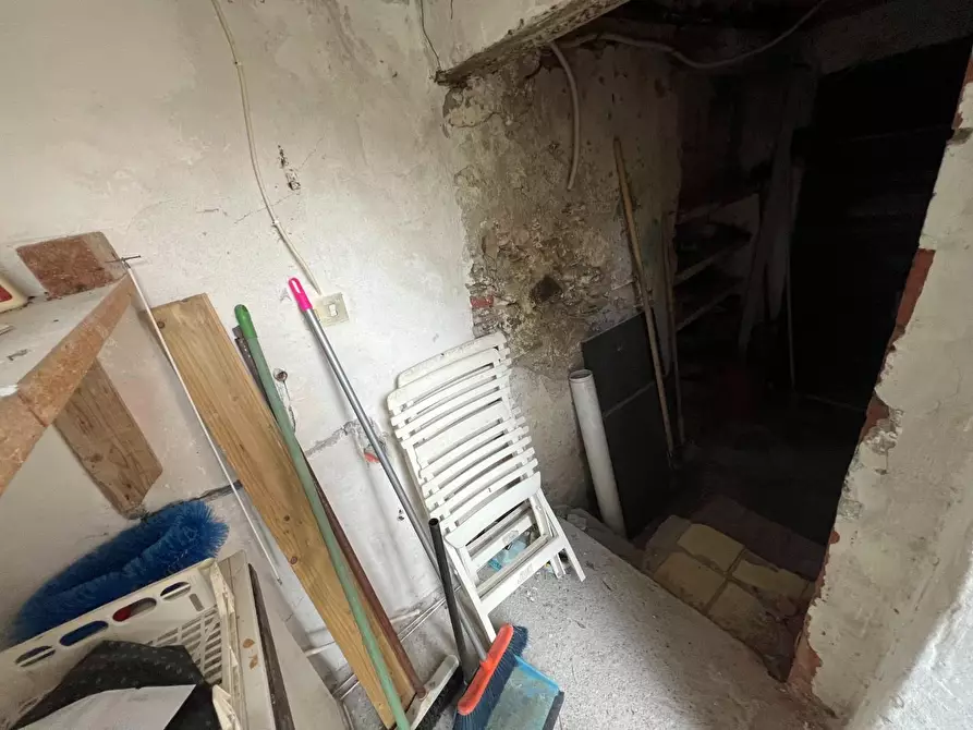 Immagine 37 di Terratetto in vendita  a Massa