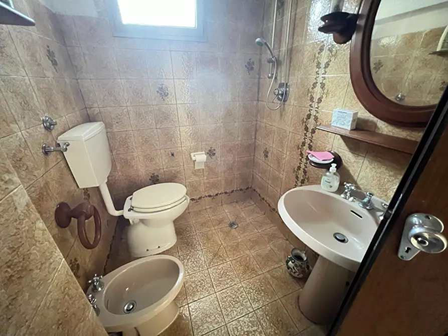 Immagine 10 di Terratetto in vendita  a Massa