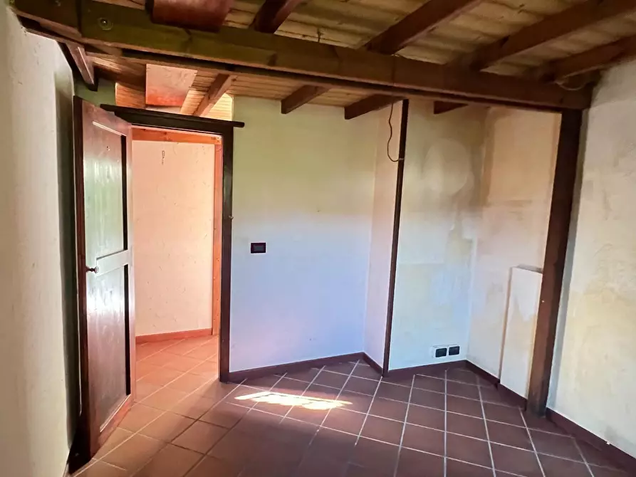 Immagine 25 di Terratetto in vendita  a Massa
