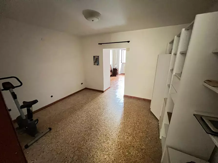 Immagine 11 di Terratetto in vendita  a Massa