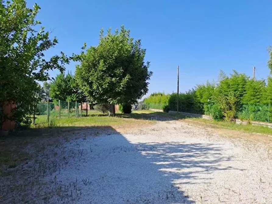 Immagine 16 di Porzione di casa in vendita  a Cascina