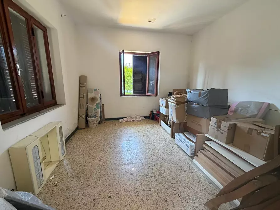 Immagine 5 di Porzione di casa in vendita  a Carrara