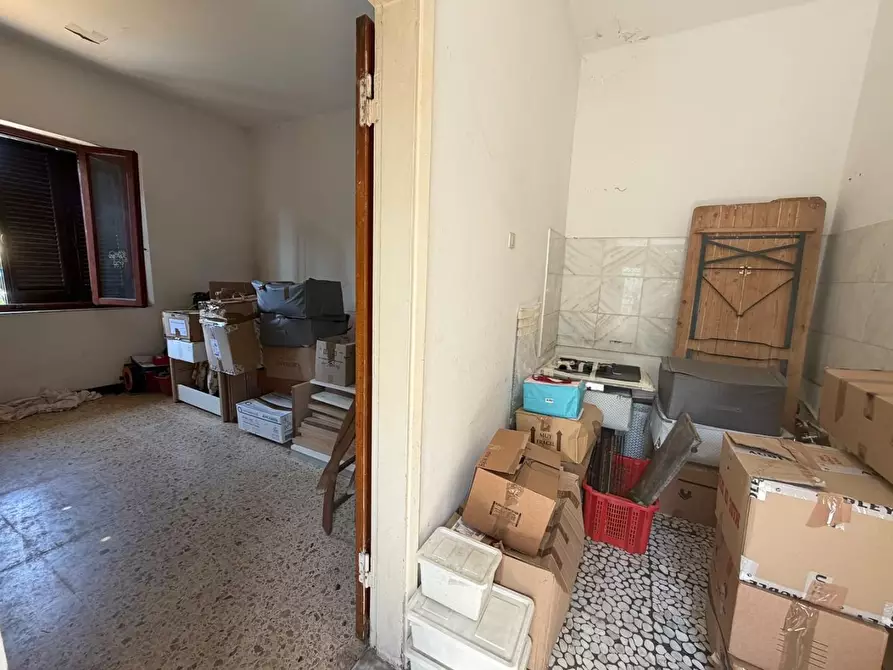 Immagine 4 di Porzione di casa in vendita  a Carrara