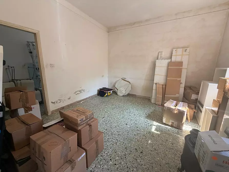 Immagine 3 di Porzione di casa in vendita  a Carrara
