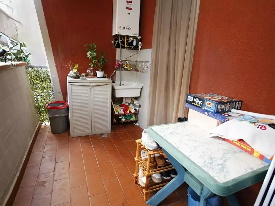 Immagine 3 di Appartamento in vendita  a Carrara