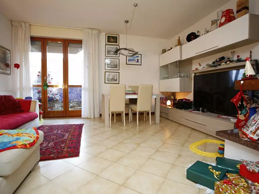 Immagine 1 di Appartamento in vendita  a Carrara
