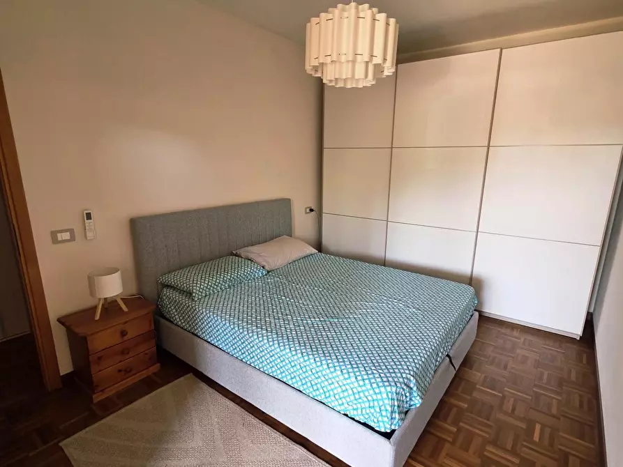 Immagine 4 di Appartamento in vendita  a Viareggio