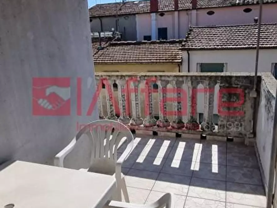 Immagine 11 di Appartamento in affitto  a Pontedera