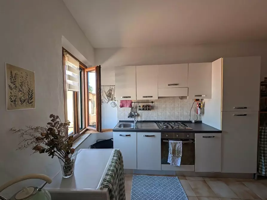 Immagine 2 di Appartamento in affitto  a Empoli
