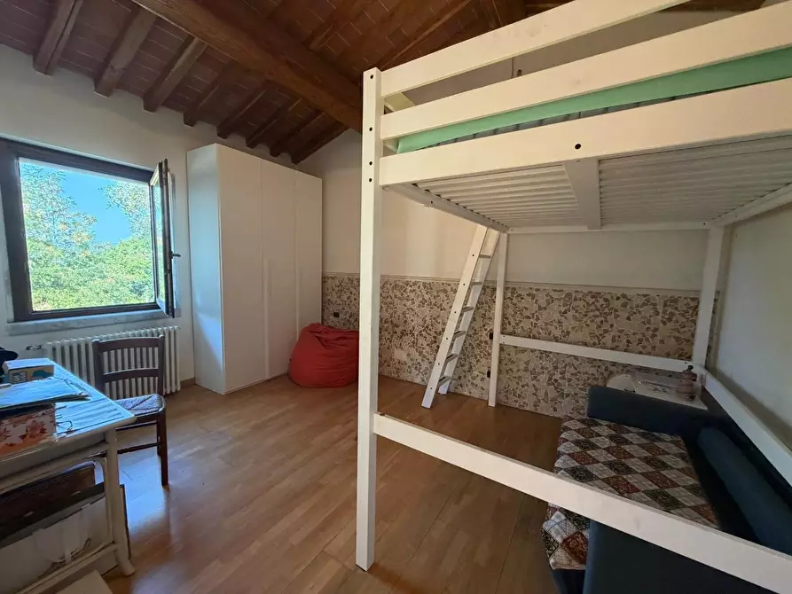 Immagine 19 di Casa indipendente in vendita  a Carrara