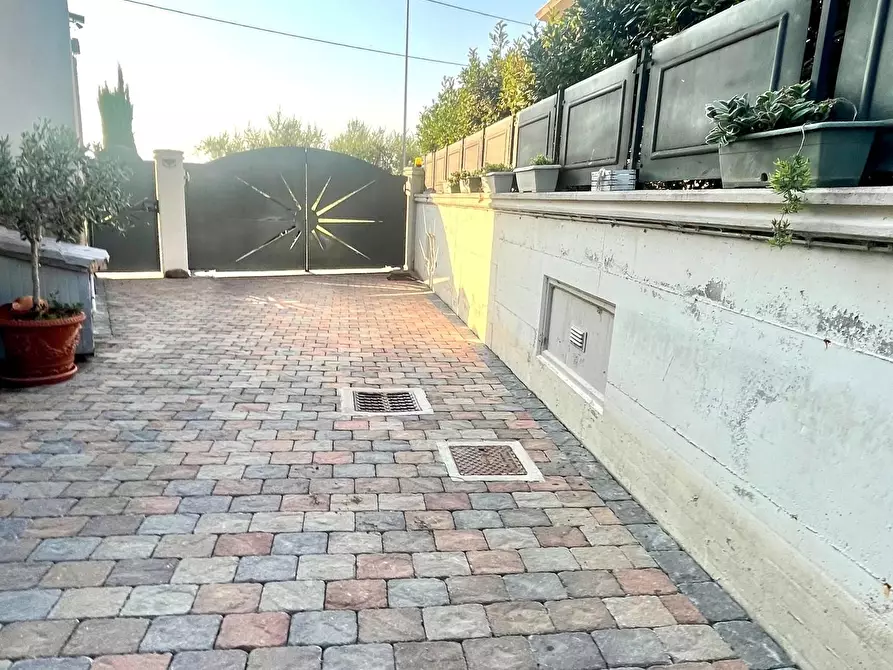 Immagine 22 di Casa semindipendente in vendita  a Larciano