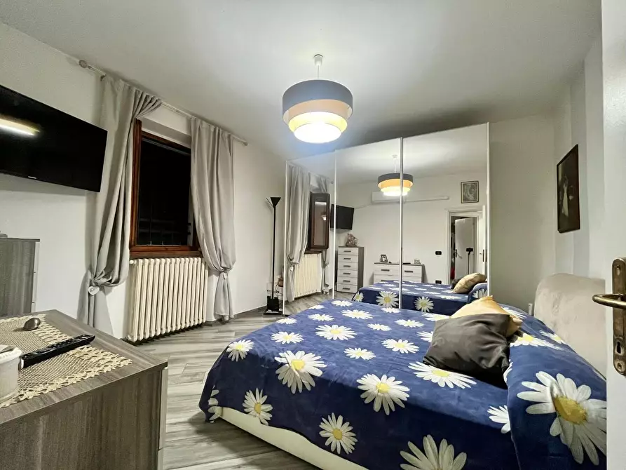 Immagine 18 di Casa semindipendente in vendita  a Larciano