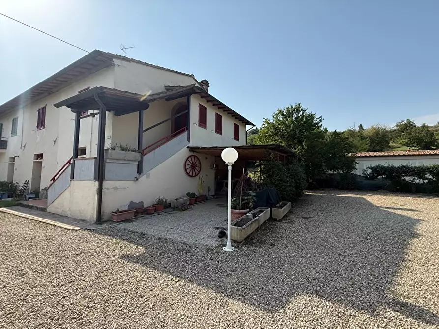Immagine 18 di Appartamento in vendita  a Certaldo