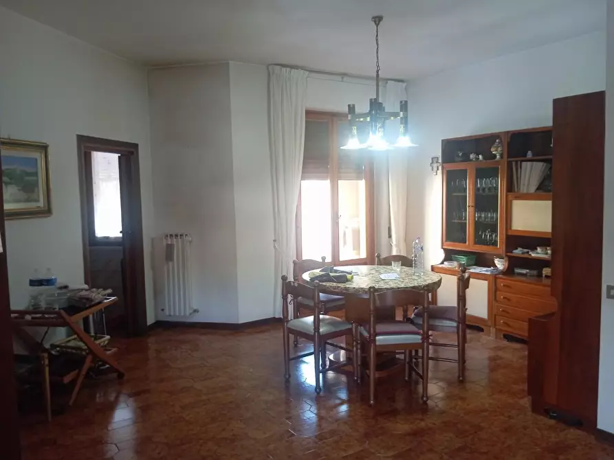 Immagine 4 di Appartamento in vendita  a Poggibonsi