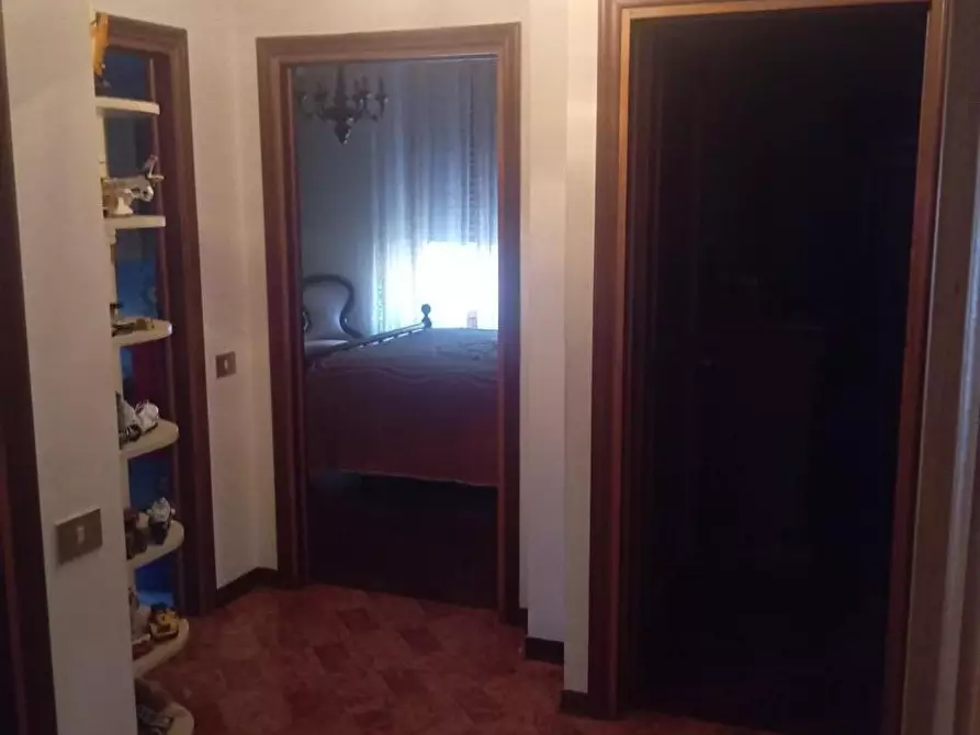 Immagine 10 di Appartamento in vendita  a Poggibonsi