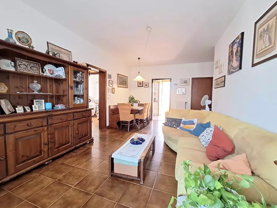 Immagine 3 di Appartamento in vendita  a Cascina