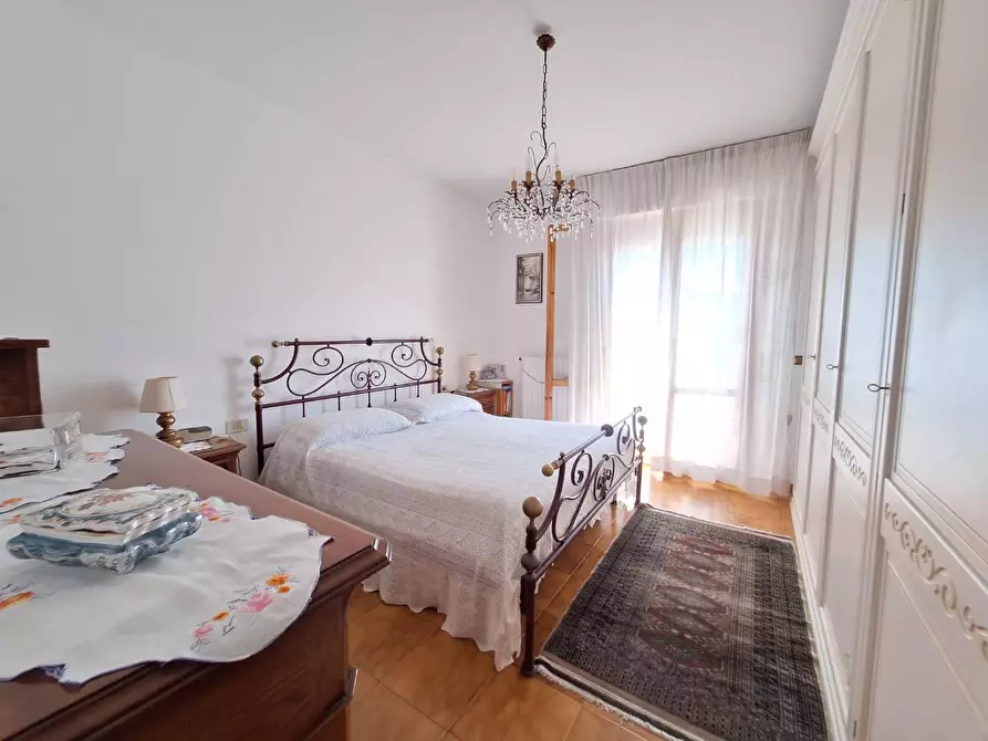 Immagine 25 di Appartamento in vendita  a Cascina