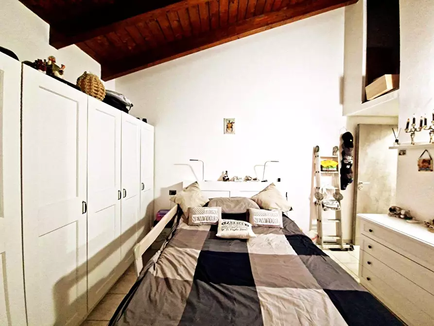 Immagine 10 di Appartamento in vendita  a San Polo D'enza