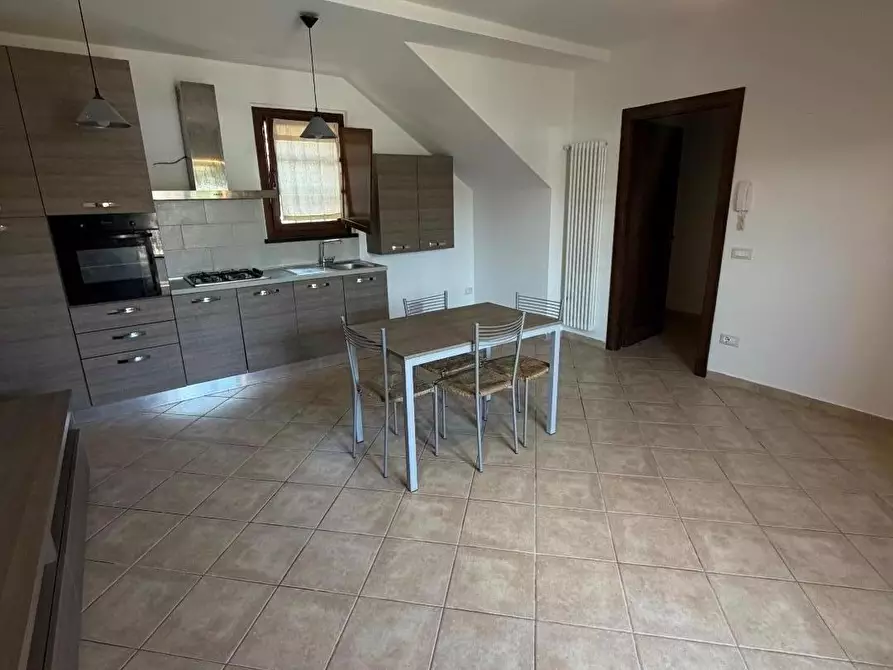 Immagine 2 di Appartamento in vendita  a Sarzana