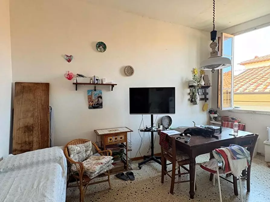 Immagine 4 di Appartamento in vendita  a Lucca