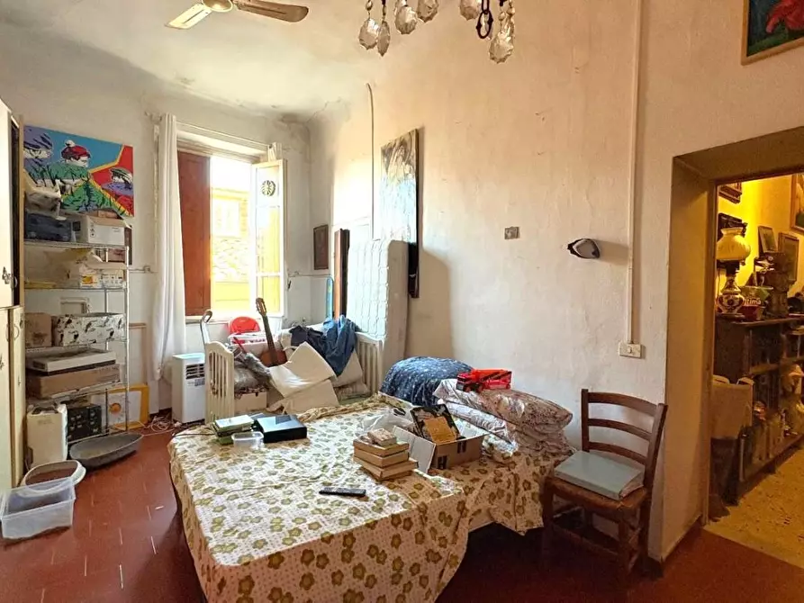 Immagine 6 di Appartamento in vendita  a Lucca