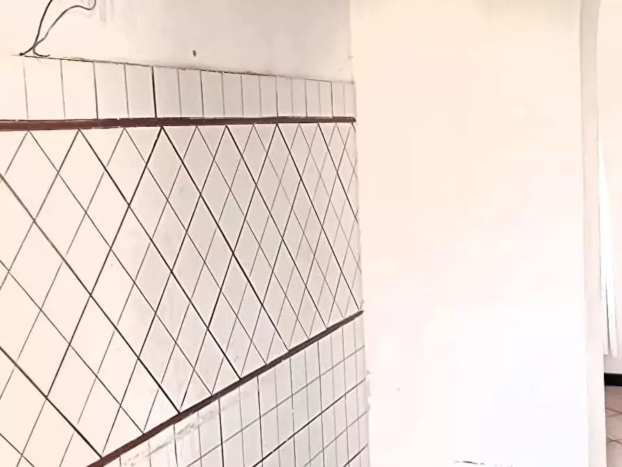 Immagine 3 di Appartamento in vendita  a Cascina