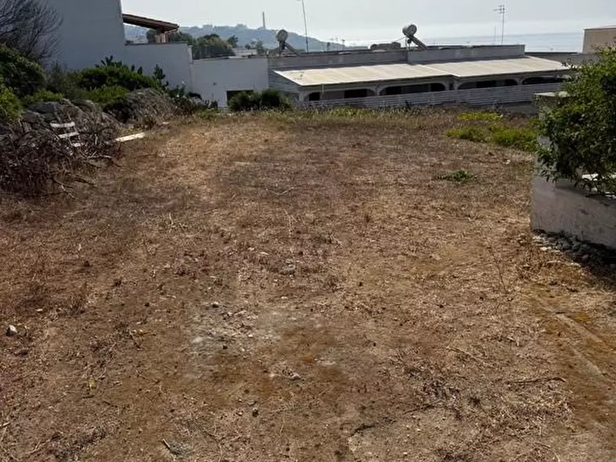 Immagine 4 di Terreno residenziale in vendita  a Castrignano Del Capo