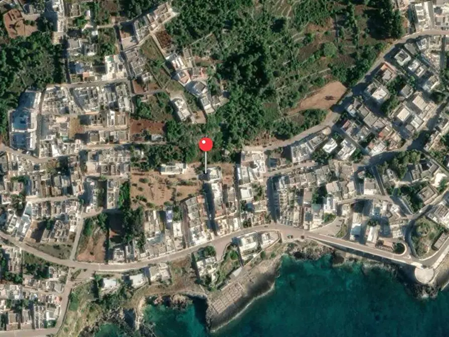 Immagine 2 di Terreno residenziale in vendita  a Castrignano Del Capo