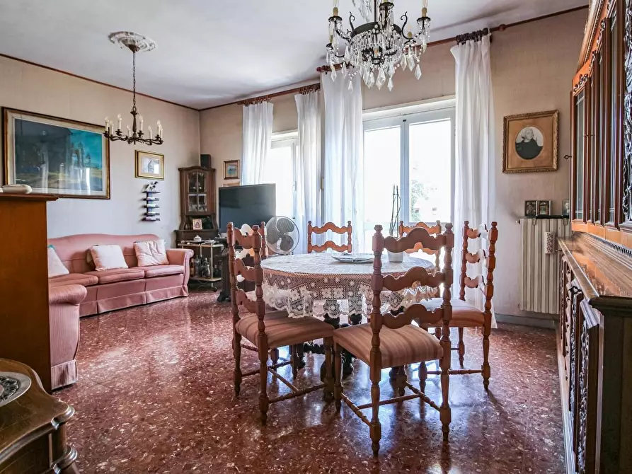 Immagine 7 di Appartamento in vendita  a Pisa