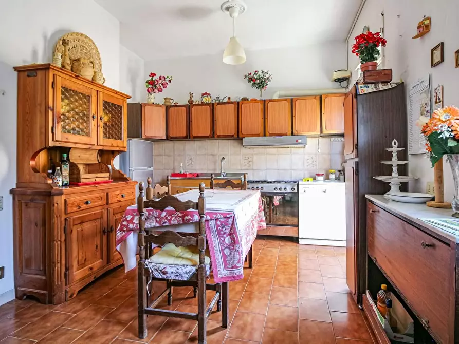 Immagine 1 di Appartamento in vendita  a Pisa