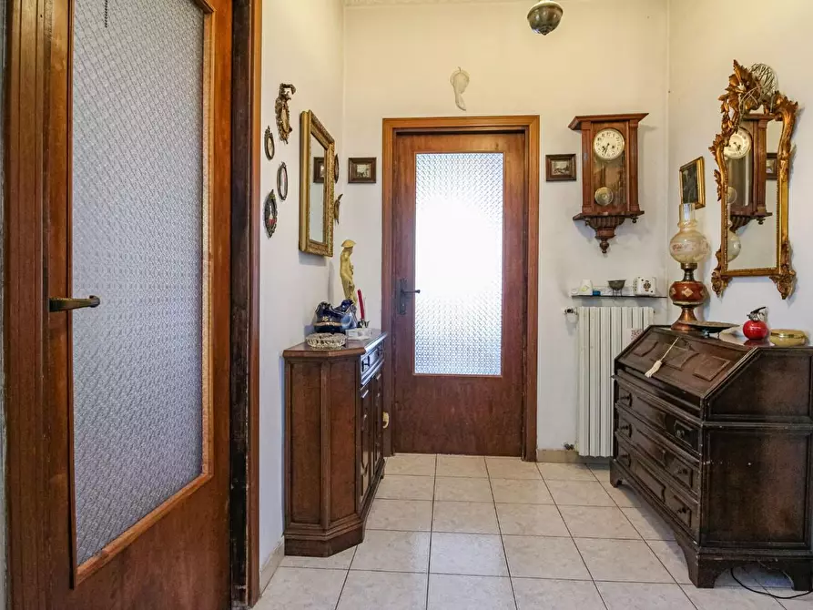 Immagine 5 di Appartamento in vendita  a Pisa