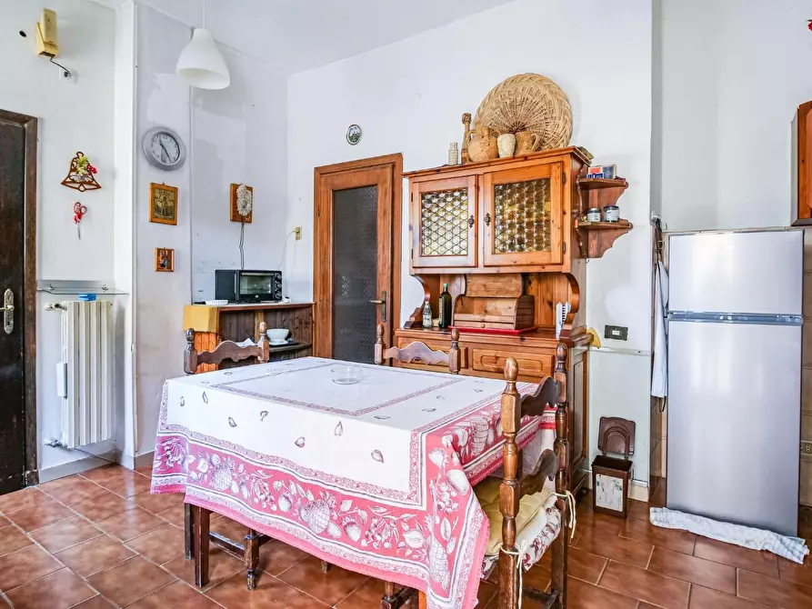 Immagine 2 di Appartamento in vendita  a Pisa