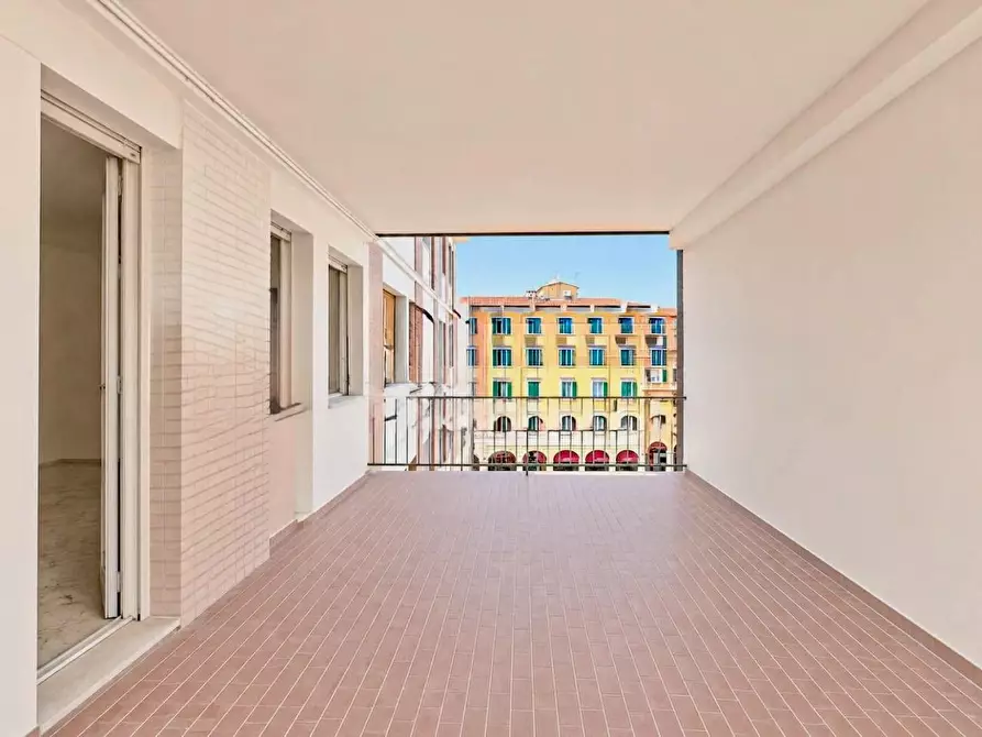 Immagine 7 di Appartamento in vendita  a Pisa