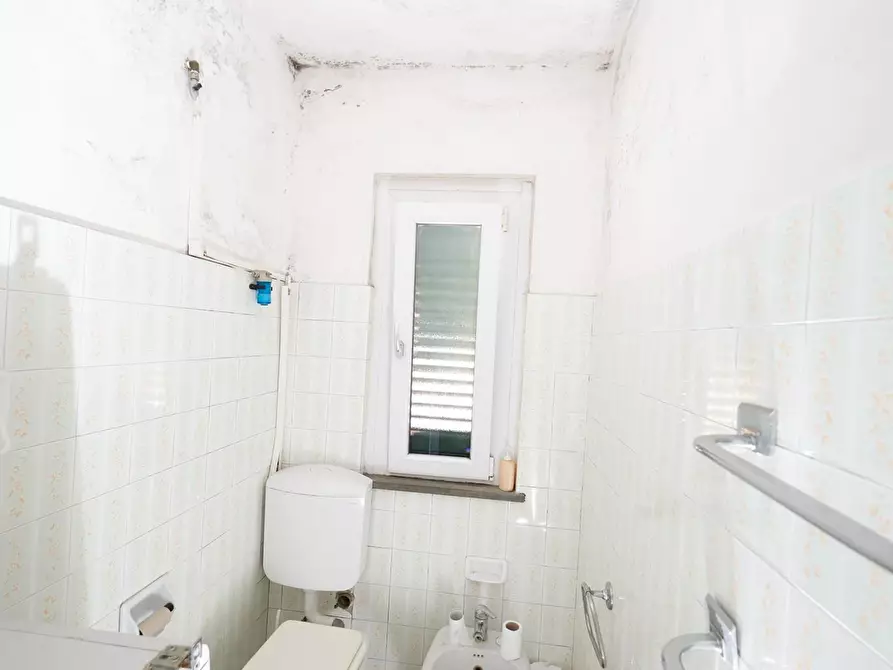 Immagine 34 di Porzione di casa in vendita  a Collesalvetti