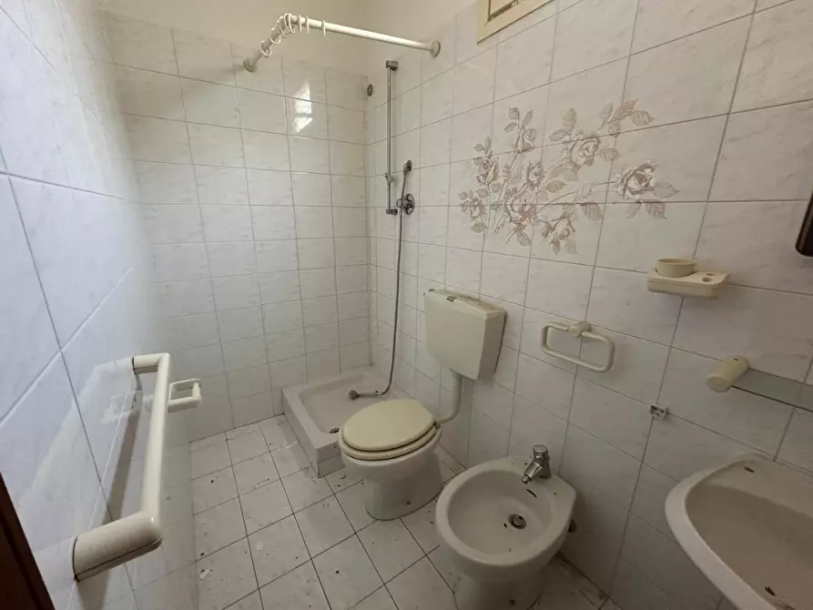 Immagine 23 di Casa semindipendente in vendita  a Ortonovo