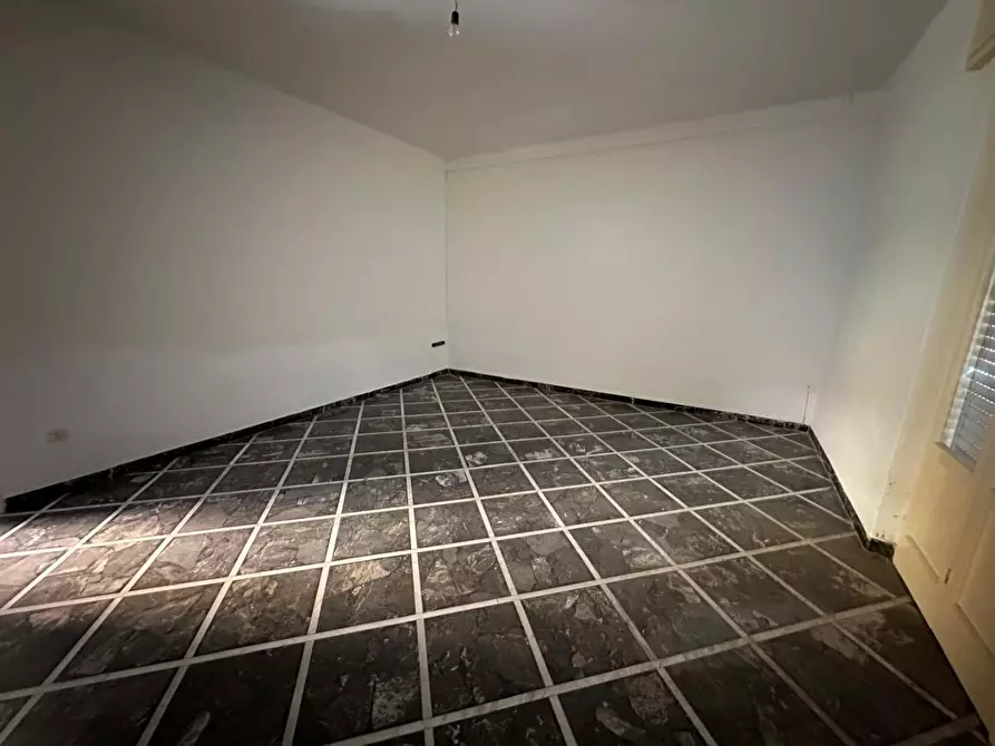 Immagine 2 di Casa semindipendente in vendita  a Ortonovo